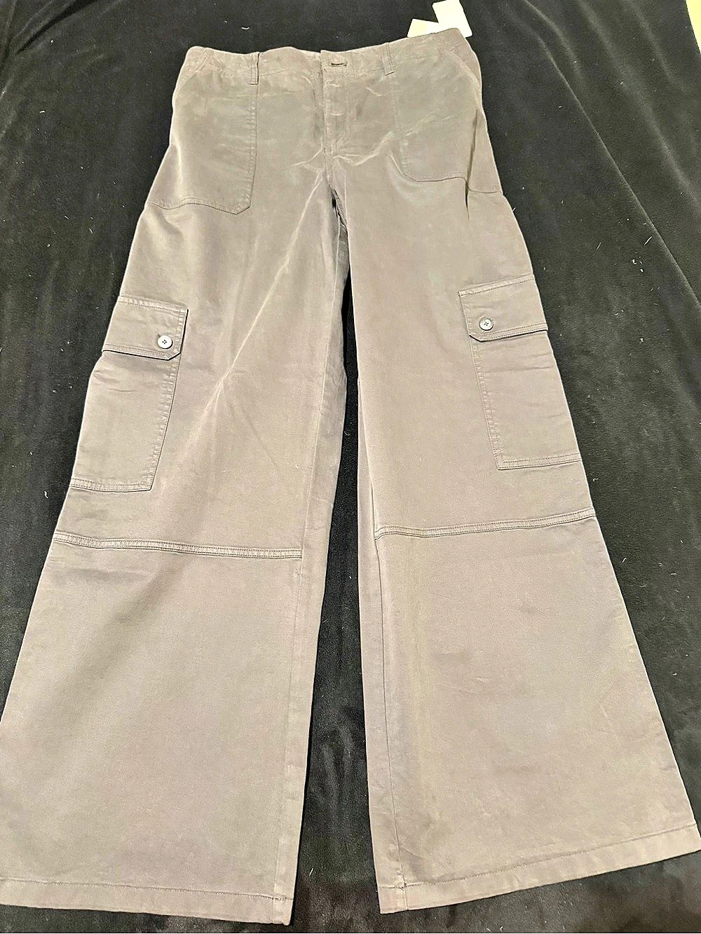 NWT BP. Wide Leg Cargo Pants in Charcoal Gray Size 12